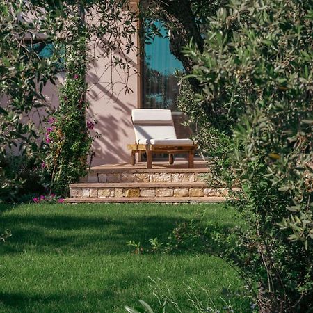 Masseria Le Fabriche Maruggio Exterior photo